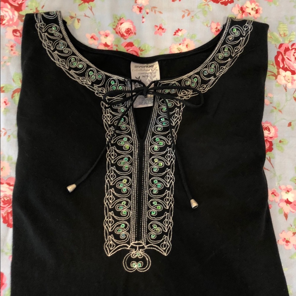 Avenue 3/4 sleeve top size 14/16